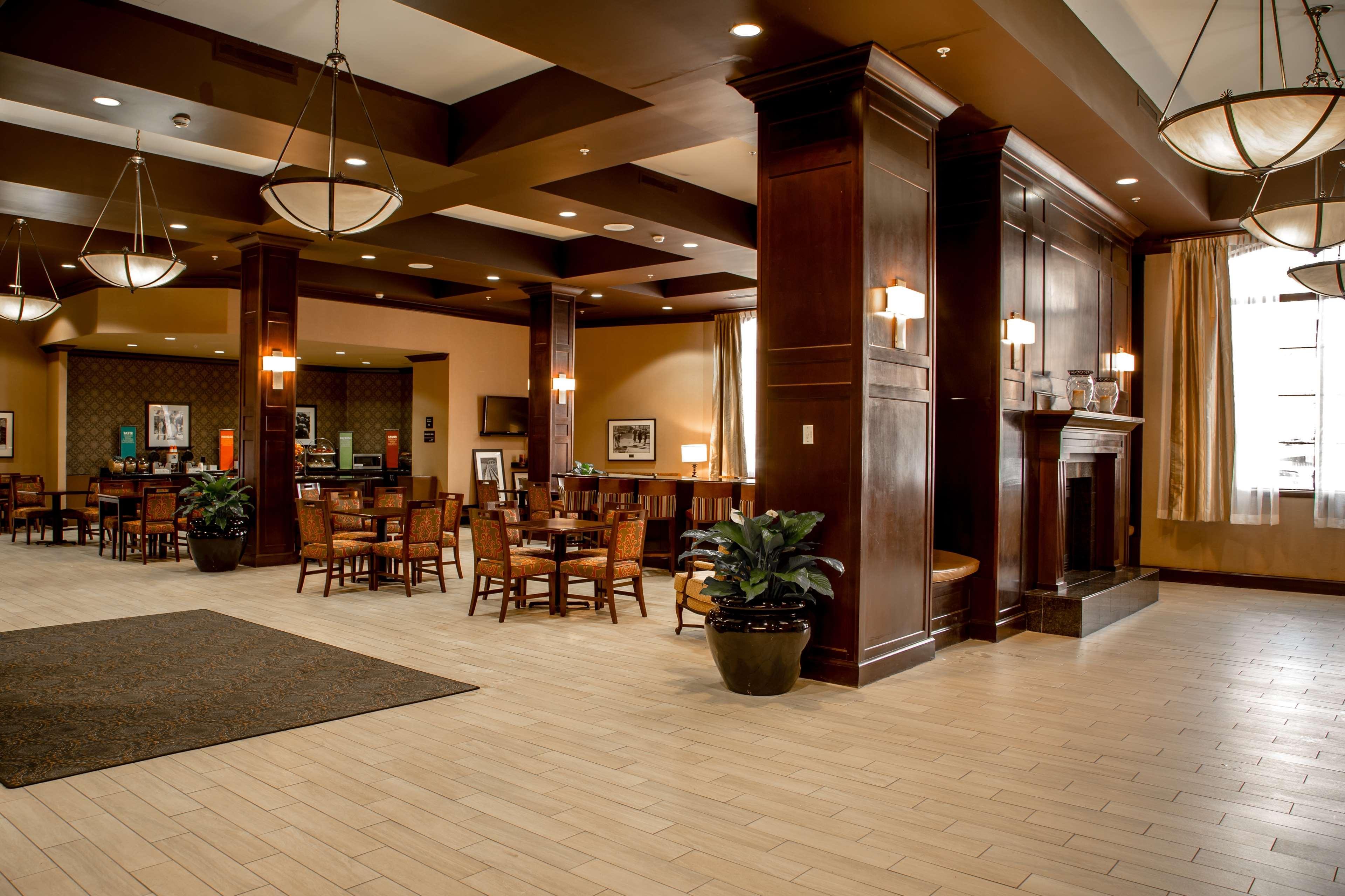 Hampton Inn & Suites Albany-Downtown Ngoại thất bức ảnh